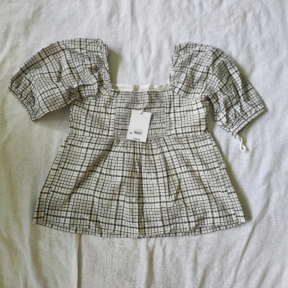 Free Assembly Puff sleeves Top. XS.